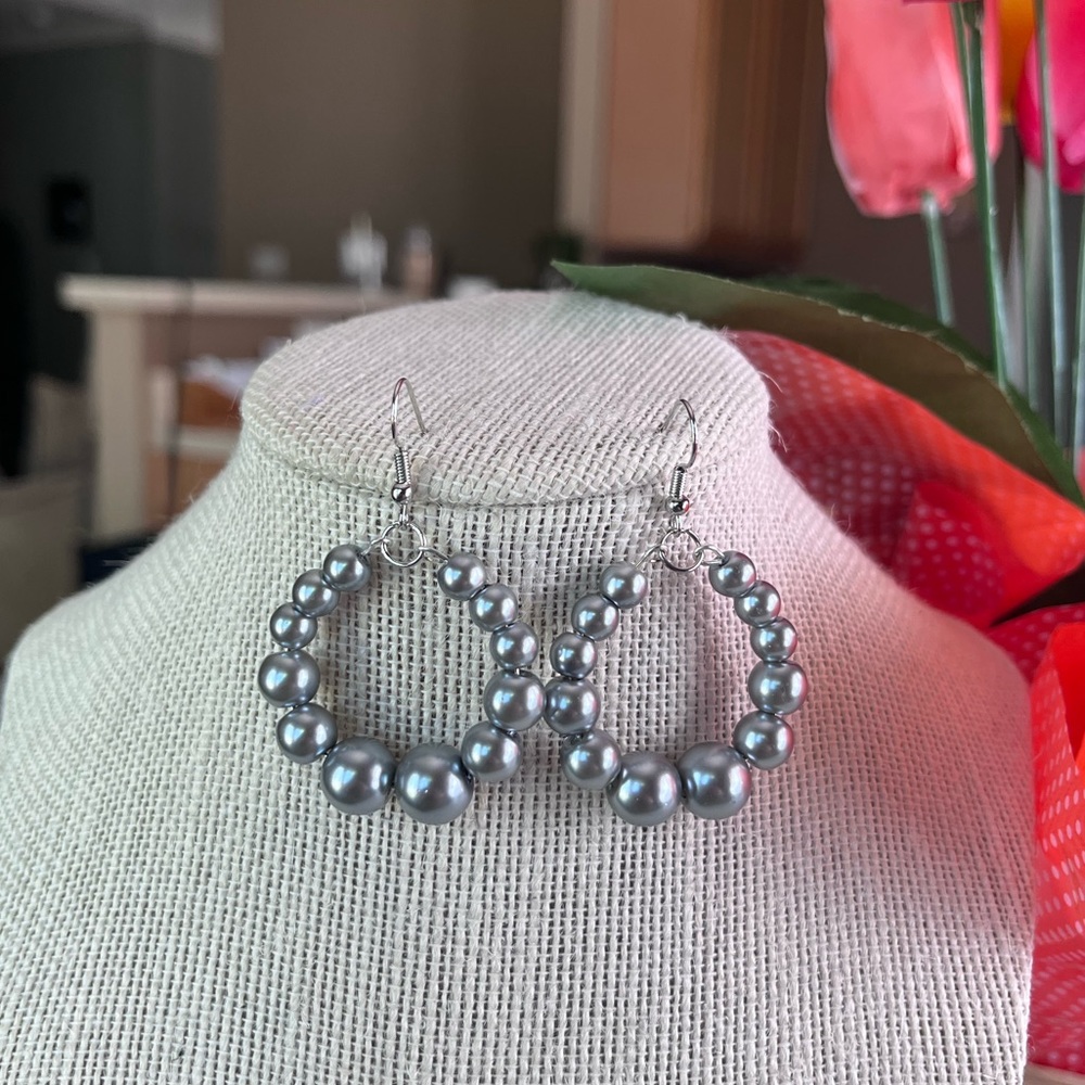 💗Handmade Earrings 💗 - Picture 2 of 10